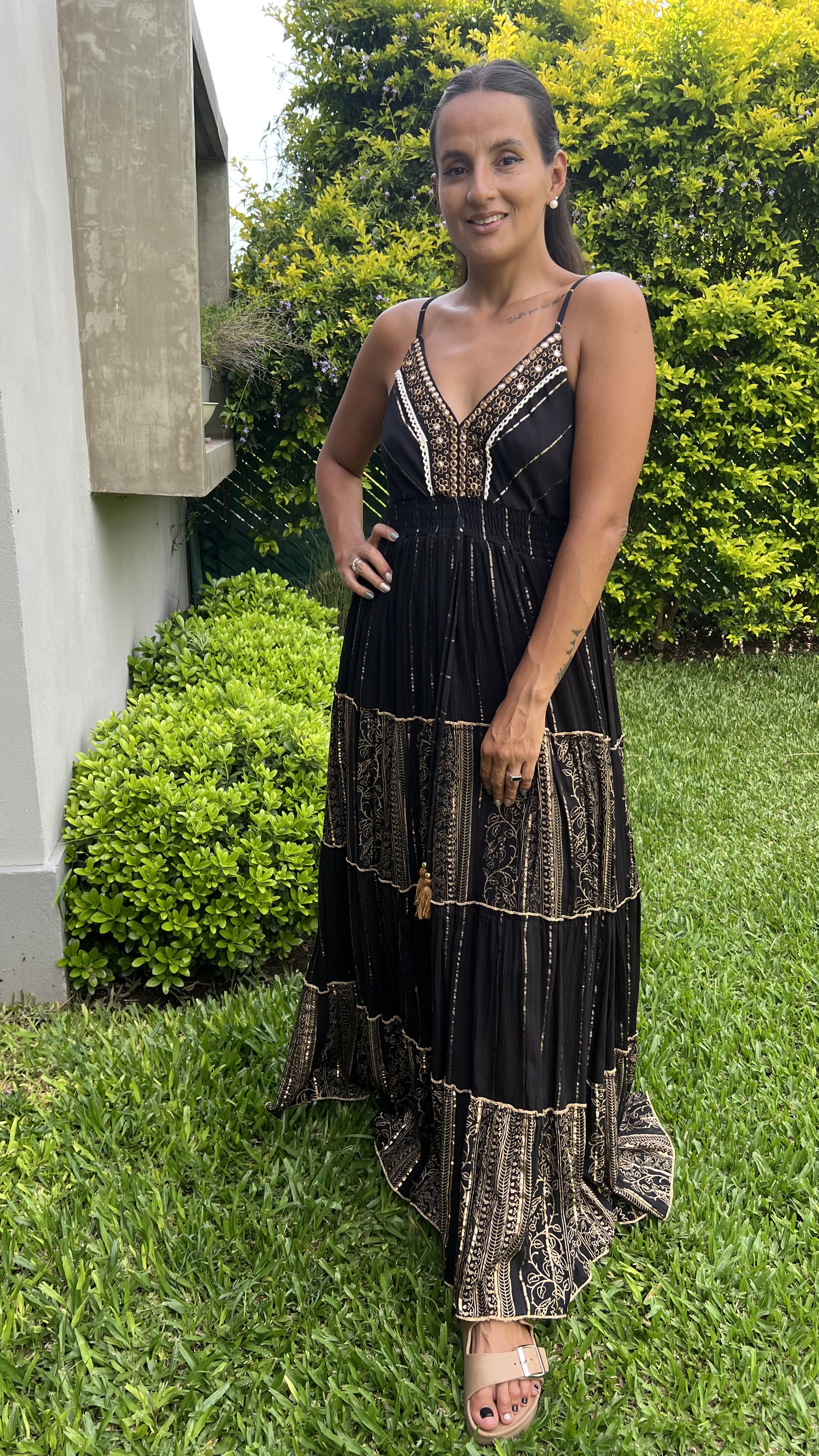 Vestido HINDU s/mangas y frunce