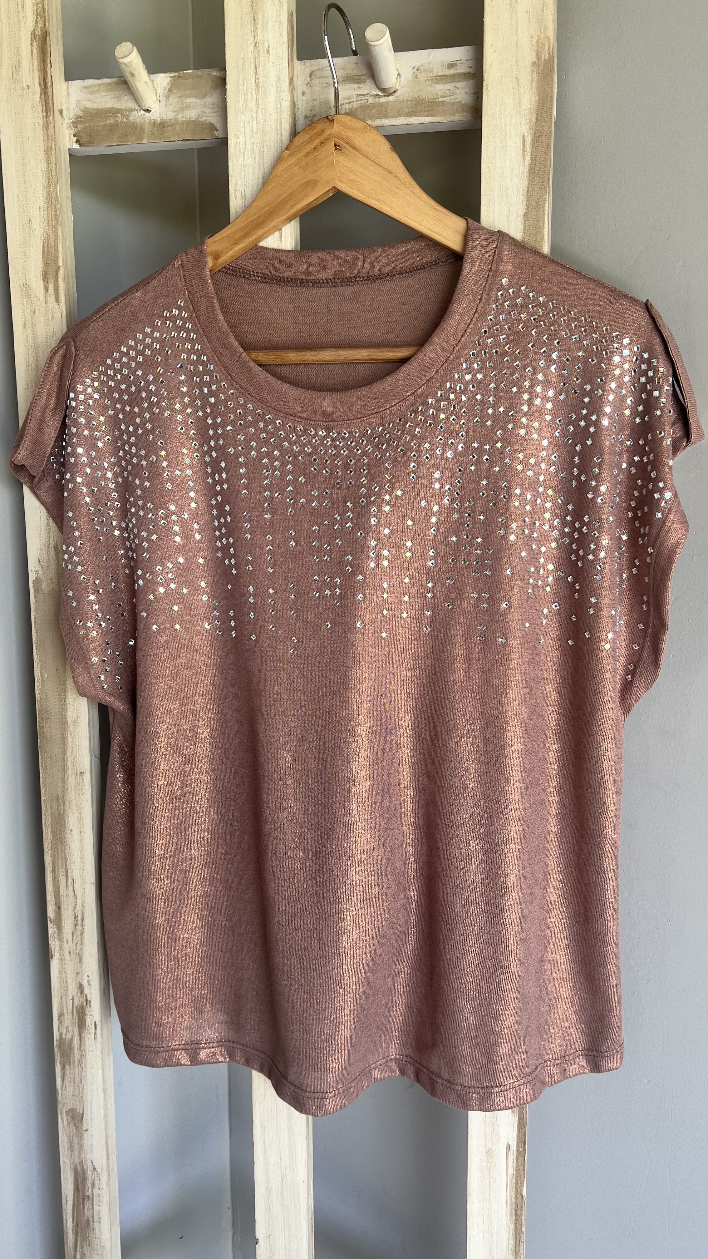 Solera amplia CAROLA STRAS BUSTO