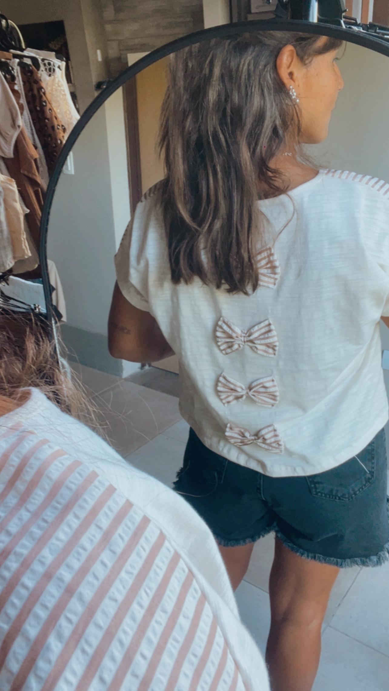 Remera Detalle Espalda