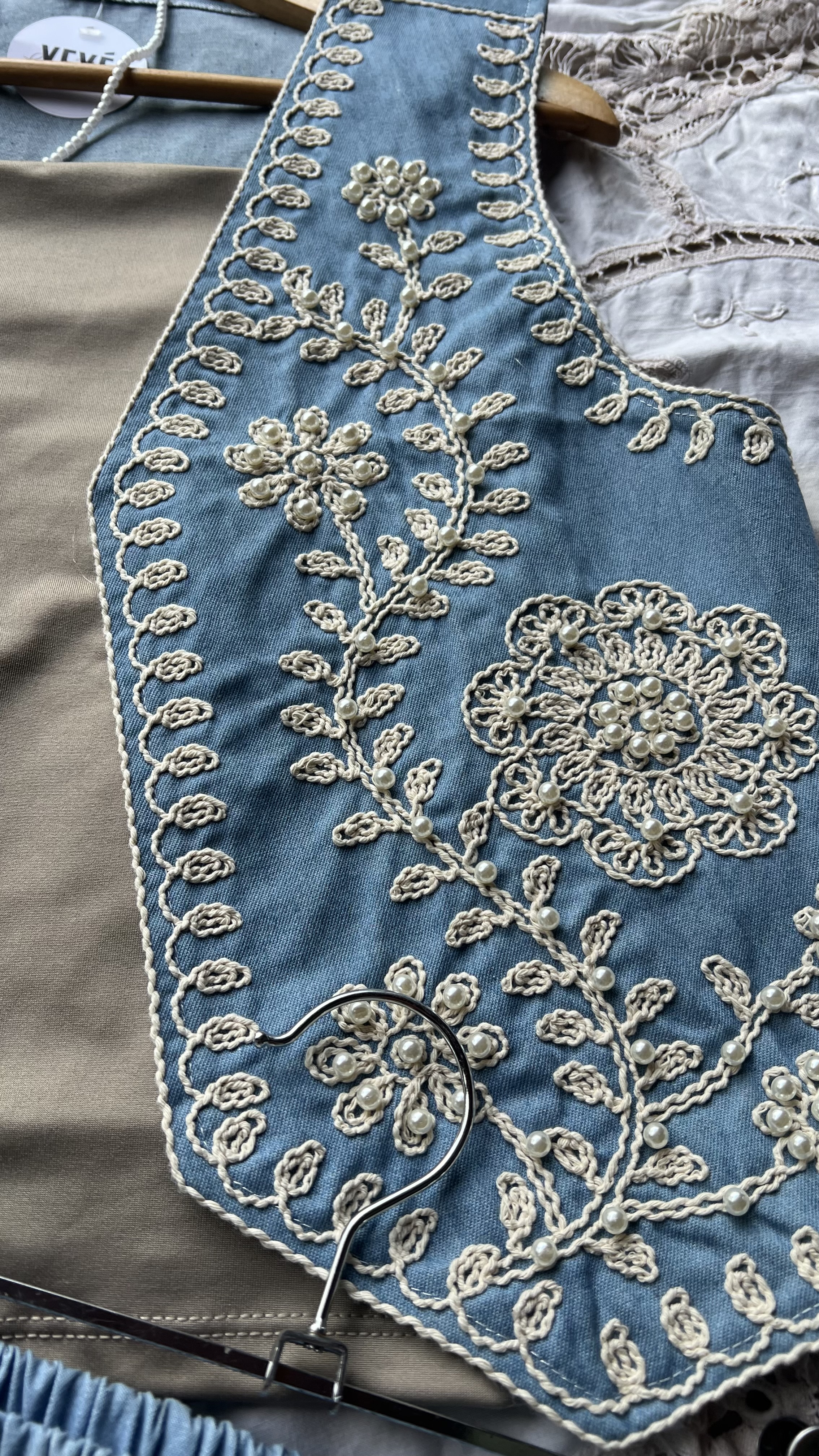 Chaleco DEMIN bordado